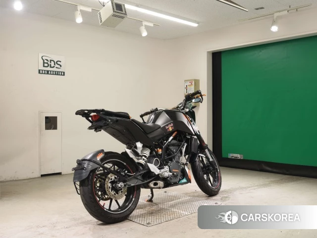 Проданный KTM 200 DUKE 2014 из Японии, фото 2