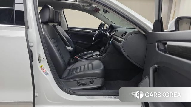 Volkswagen The New Passat id 4638083 из Кореи 18
