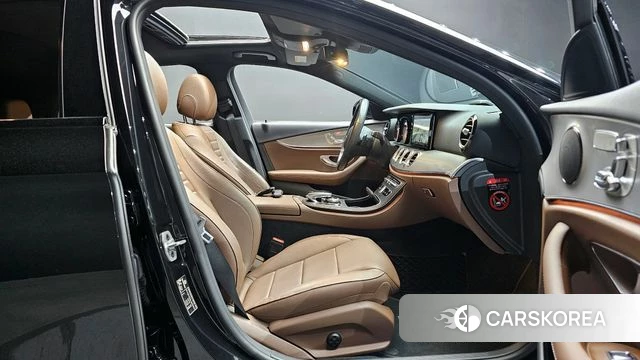 Mercedes-Benz E-Class W213 id 4196444 из Кореи 18