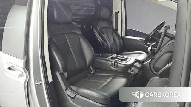 Hyundai Staria id 4943056 из Кореи 18