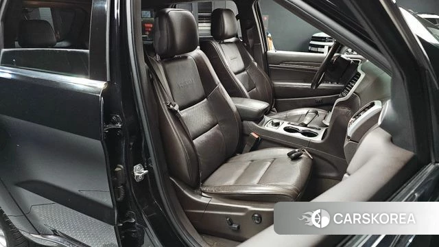 Jeep Grand Cherokee id 4633252 из Кореи 18