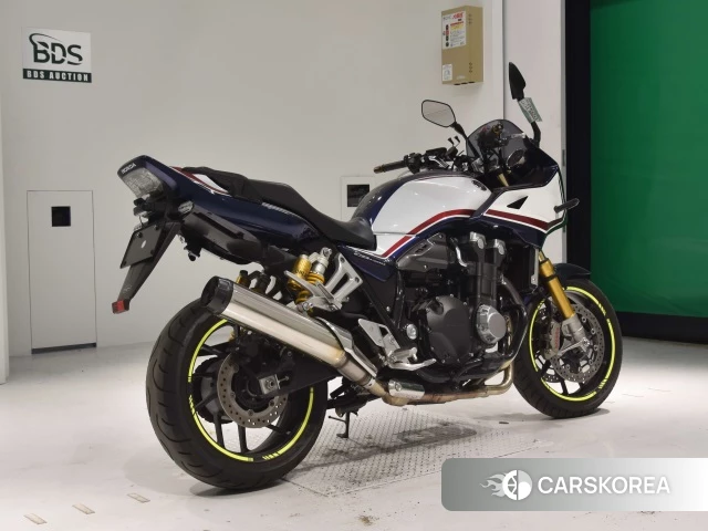 Проданный Honda CB1300SF BOLDOR SP 2019 из Японии, фото 2