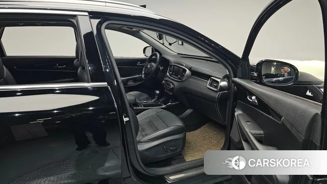 Kia The New Sorento id 4188607 из Кореи 18