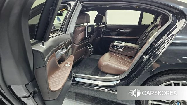 BMW 7 Series (G11) id 4693250 из Кореи 18
