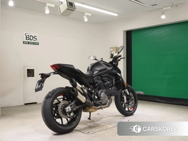 Проданный Ducati MONSTER 937 PLUS 2021 из Японии, фото 2
