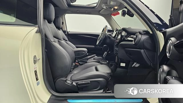 Mini Cooper S id 4727245 из Кореи 18