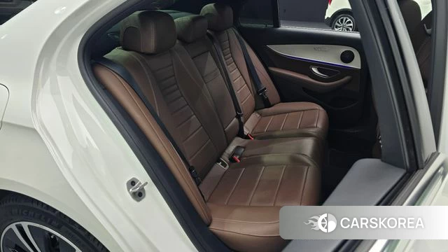 Mercedes-Benz E-Class W213 id 4541976 из Кореи 18