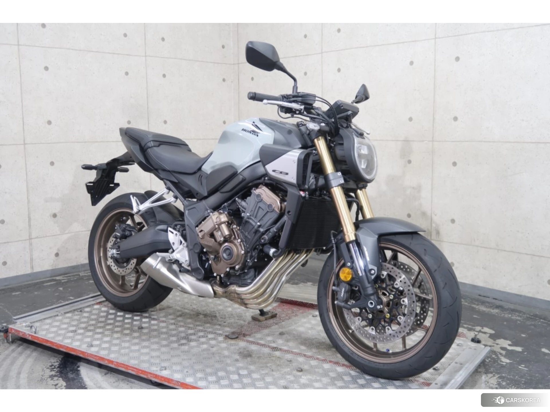 Honda CB650R E-CLUTCH id 3950440 из Японии 18