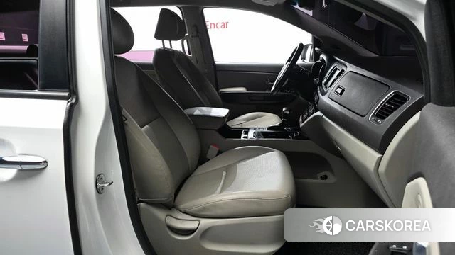 Kia All New Carnival id 4596459 из Кореи 18