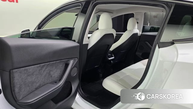 Tesla Model Y id 4749409 из Кореи 18
