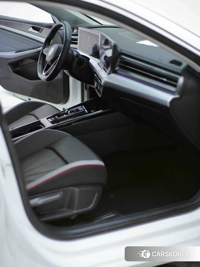 Volkswagen Lingdu id 4276564 из Китая 18