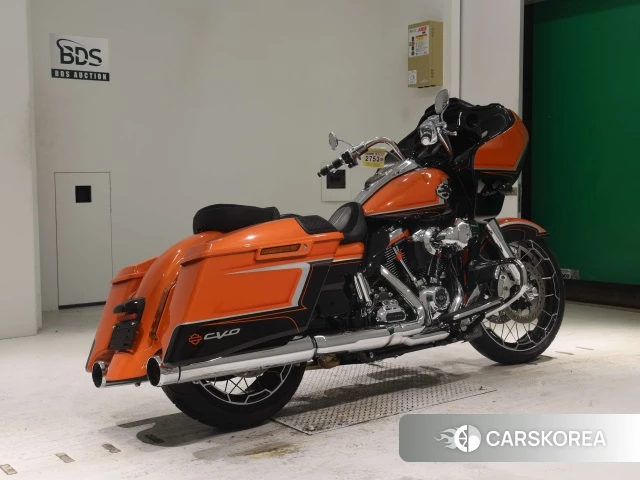 Проданный Harley-Davidson Road Glide FLTRXSE1920CVO 2022 из Японии, фото 2