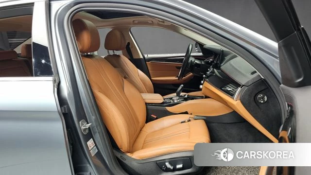 BMW 5 Series (G30) id 4459670 из Кореи 18