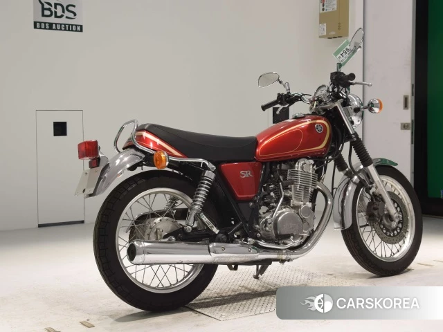 Проданный Yamaha SR 400 2010 из Японии