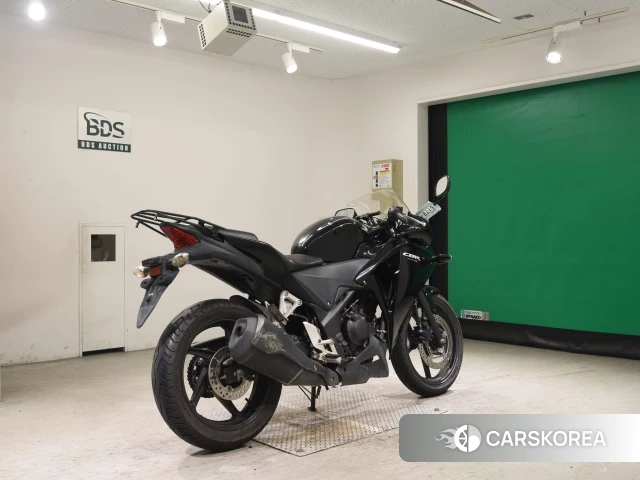 Проданный Honda CBR250R 2013 из Японии, фото 2
