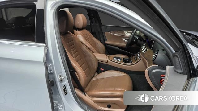 Mercedes-Benz E-Class W213 id 4725914 из Кореи 18