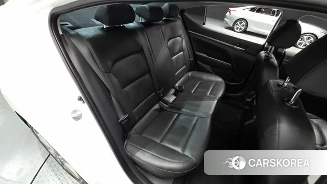 Hyundai Avante AD id 4662929 из Кореи 18
