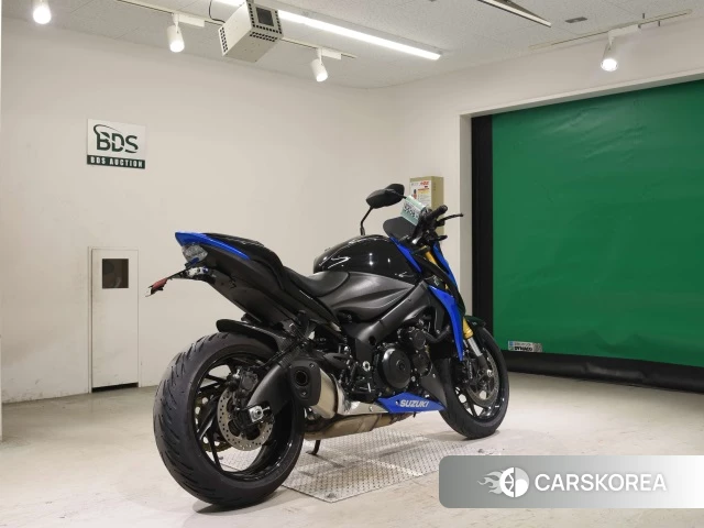 Проданный Suzuki GSX-S1000 2019 из Японии, фото 2