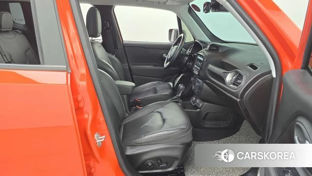 Jeep Renegade id 4770541 из Кореи 18