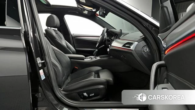 BMW 5 Series (G30) id 4246236 из Кореи 18