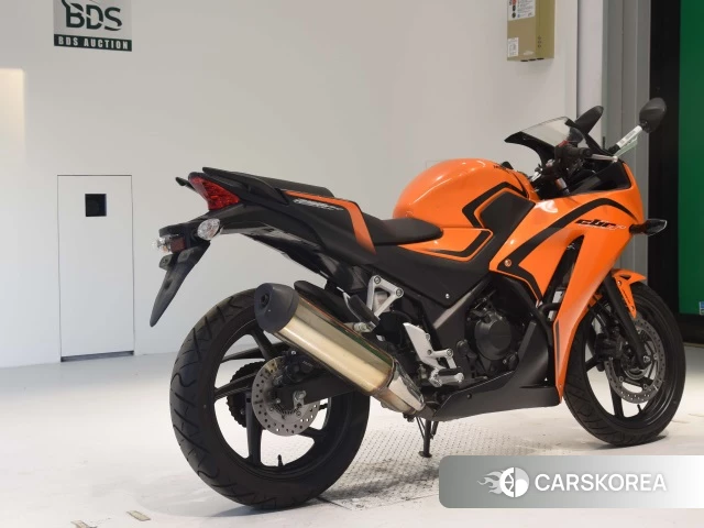 Проданный Honda CBR250R ABS 2016 из Японии, фото 2
