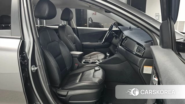 Kia Niro id 4785915 из Кореи 18