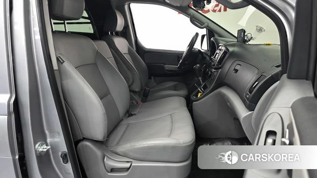 Hyundai The New Grand Starex id 4625418 из Кореи 18
