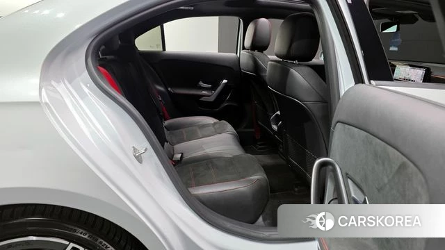 Mercedes-Benz A-Class W177 id 4362335 из Кореи 18