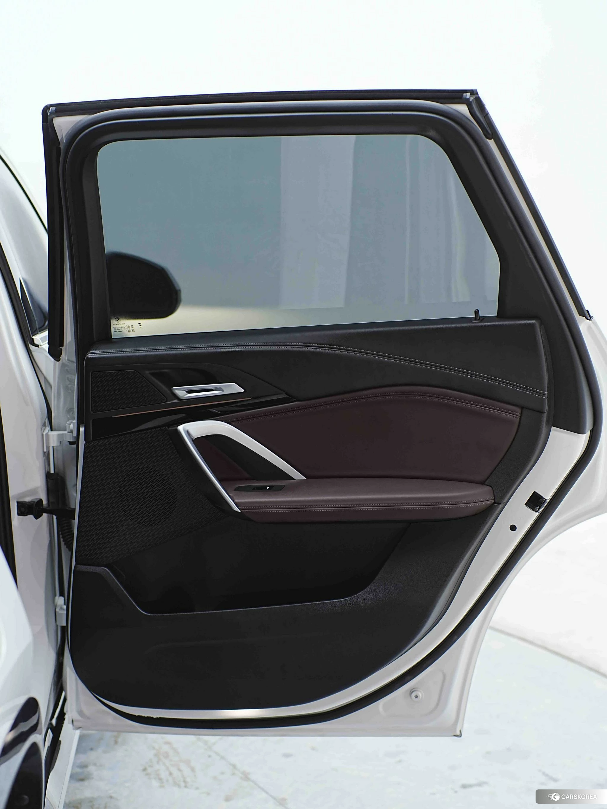 BMW X1 id 4510945 из Китая 18