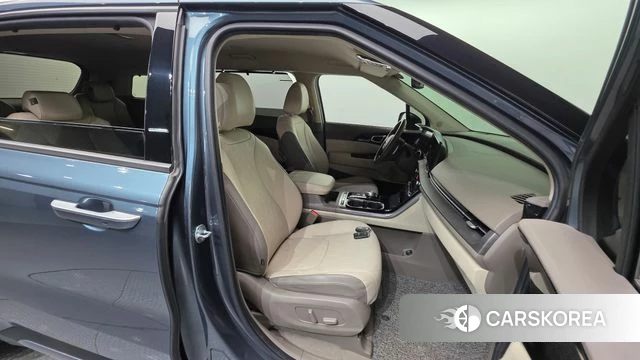 Kia Carnival 4th generation id 4245239 из Кореи 18