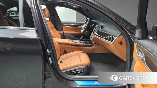 BMW 7 Series (G11) id 4746361 из Кореи 18