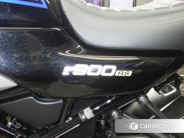 Kawasaki Z900RS id 3949357 из Японии 18