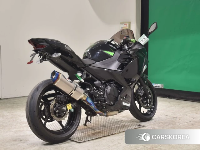 Проданный Kawasaki NINJA 400 2018 из Японии