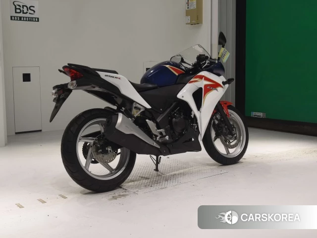 Проданный Honda CBR250R ABS id 4177226 из Японии, фото 2