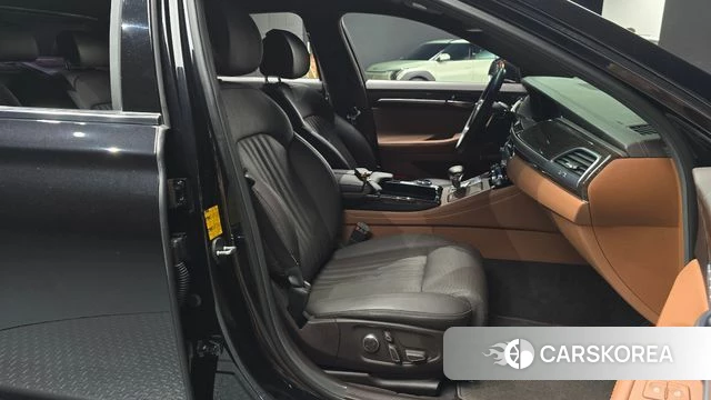 Genesis G90 id 4865018 из Кореи 18