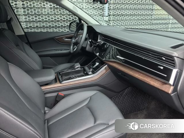 Audi Q7 id 4272768 из Китая 18