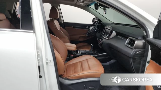 Kia The New Sorento id 4536609 из Кореи 18