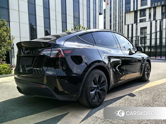 Tesla Model Y id 4206945 из Китая 18