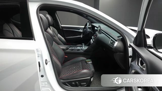 Genesis G70 id 4482956 из Кореи 18