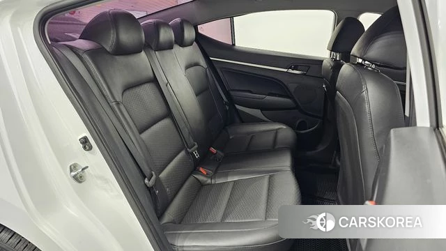 Hyundai The New Avante AD id 4447115 из Кореи 18