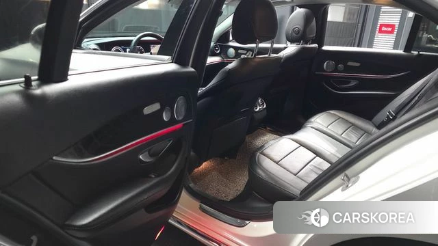 Mercedes-Benz E-Class W213 id 4188626 из Кореи 18