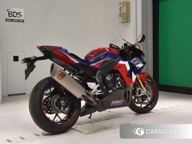 Проданный Honda CBR1000RR-R FIREBLADE SP 2020 из Японии, фото 2