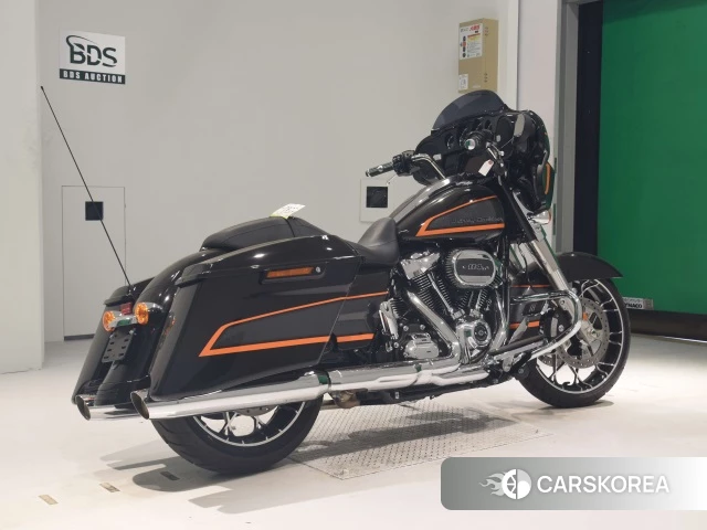 Проданный Harley-Davidson Street Glide FLHXS1870 2022 из Японии