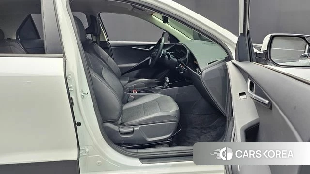 Kia Di Ol Nu Niro id 4186949 из Кореи 18