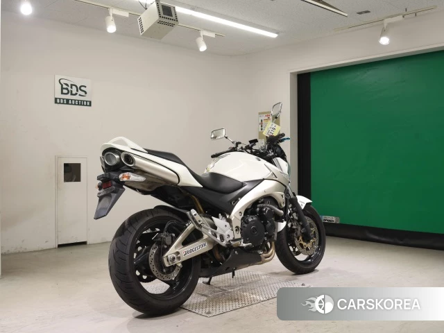 Проданный Suzuki GSR400 ABS 2010 из Японии, фото 2