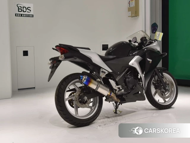 Проданный Honda CBR250R 2011 из Японии, фото 2
