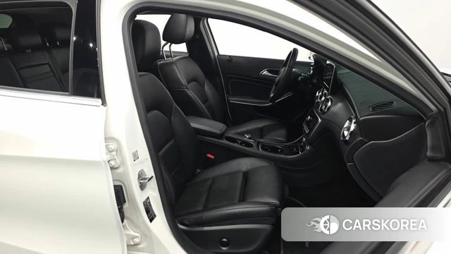Mercedes-Benz GLA-Class X156 id 4551713 из Кореи 18