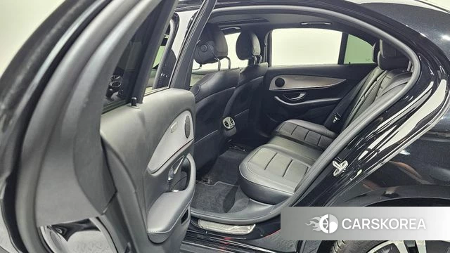 Mercedes-Benz E-Class W213 id 4646600 из Кореи 18