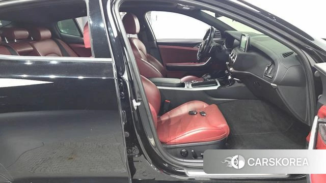 Kia Stinger id 4633305 из Кореи 18