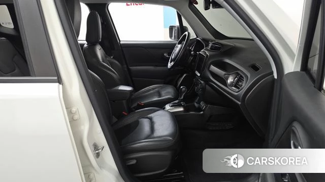 Jeep Renegade id 4525370 из Кореи 18